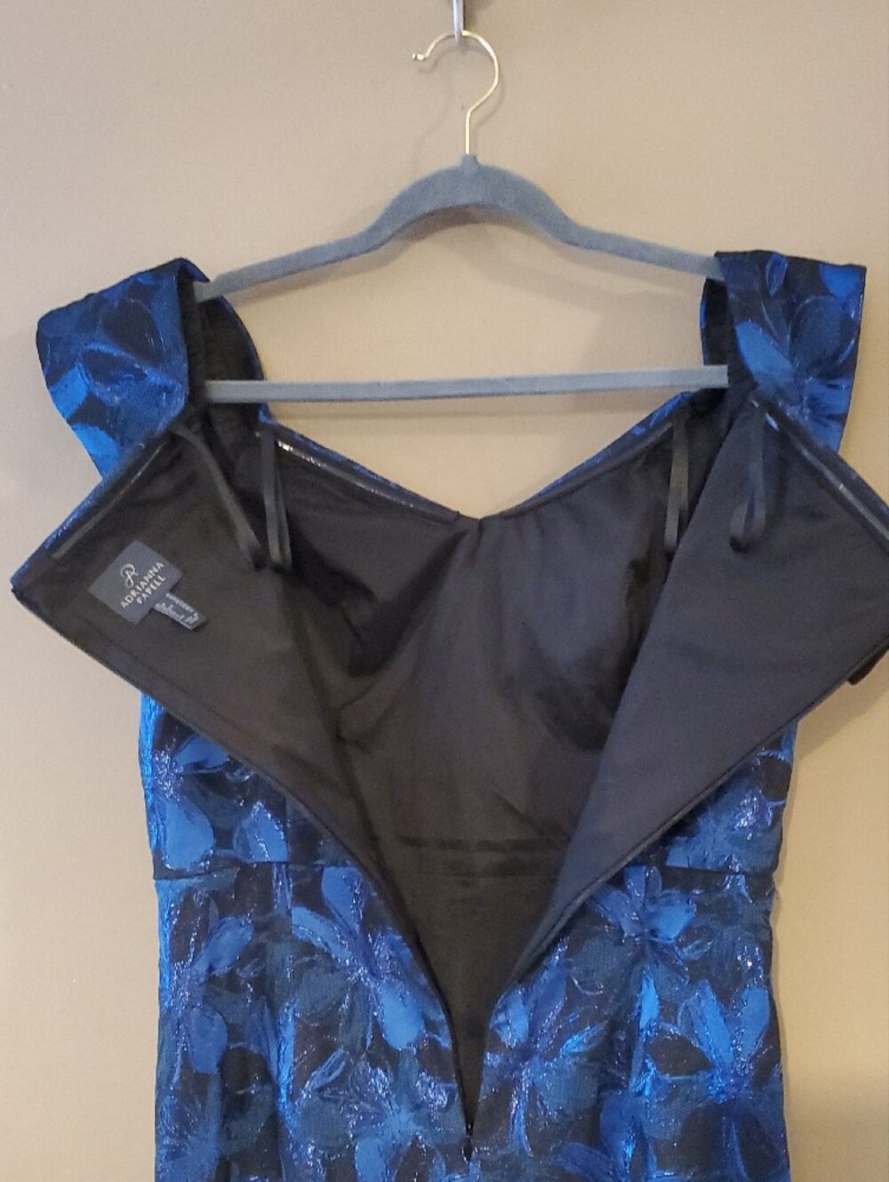 Adrianna Papell Women's Jacquard Floral Off-The-Shoulder Gown In Blue Size 12 - Picture 10 of 14